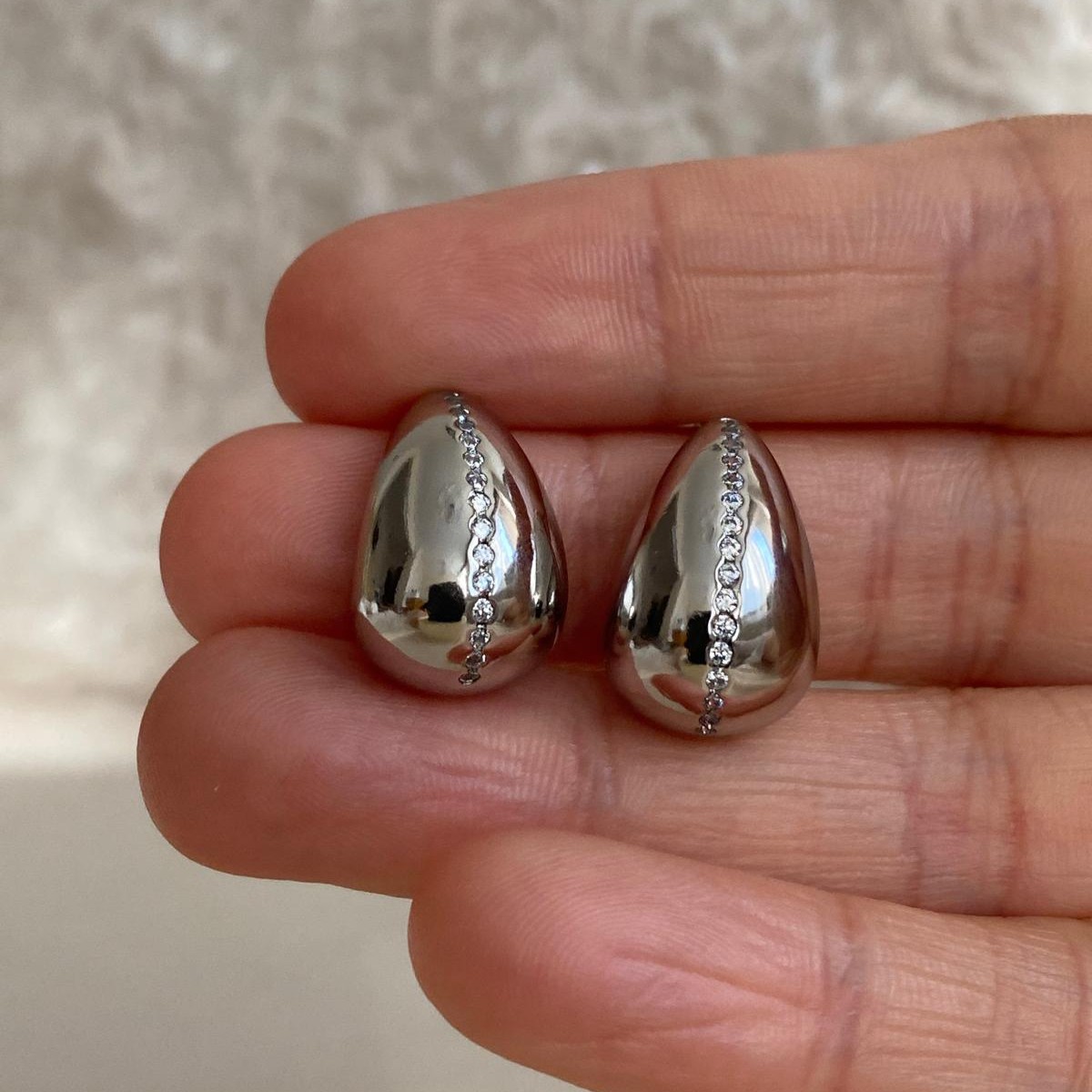 Xuping Silver Rengi Taşlı Damla Küpe