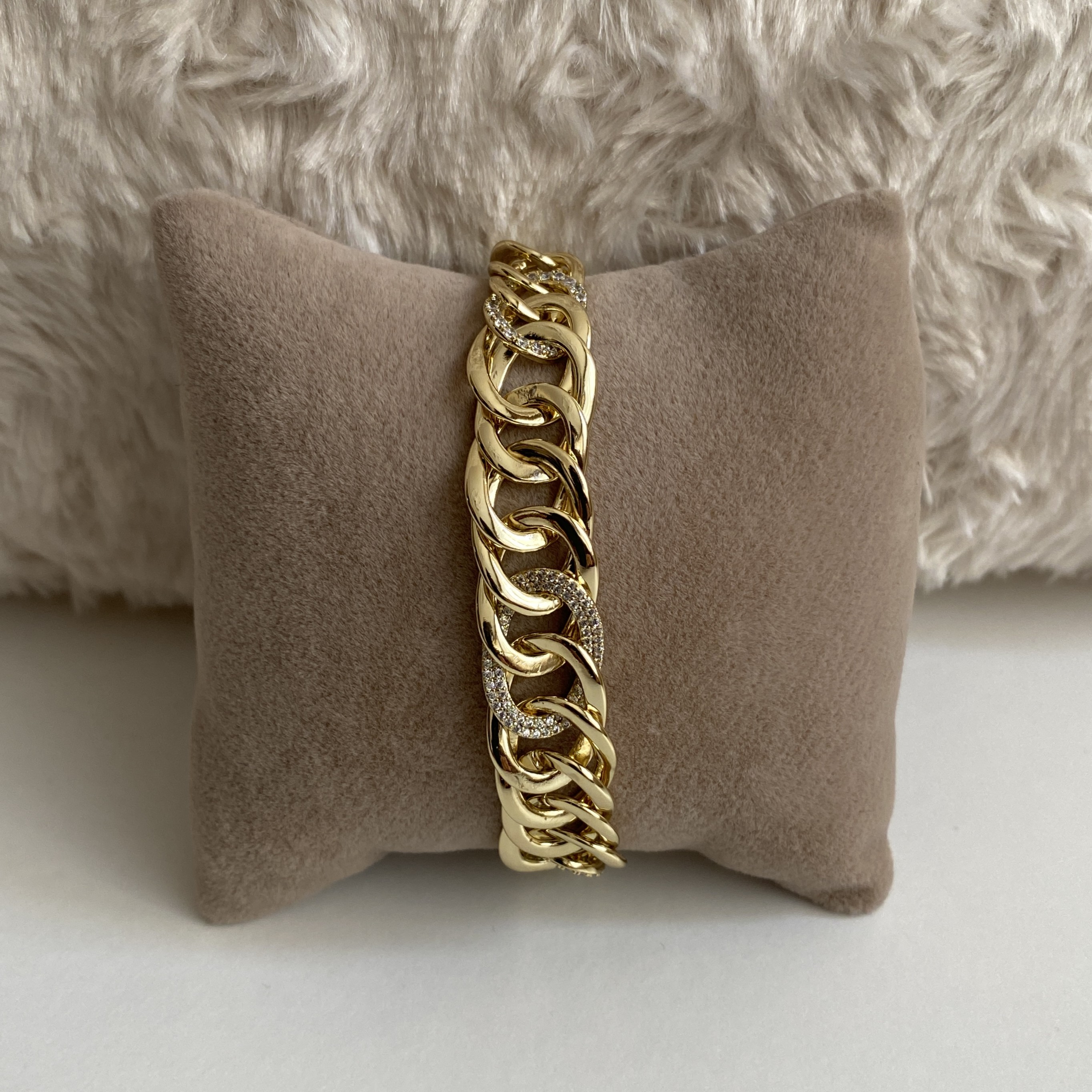 Xuping Gold Rengi Gemici Kilitli Halka Bileklik