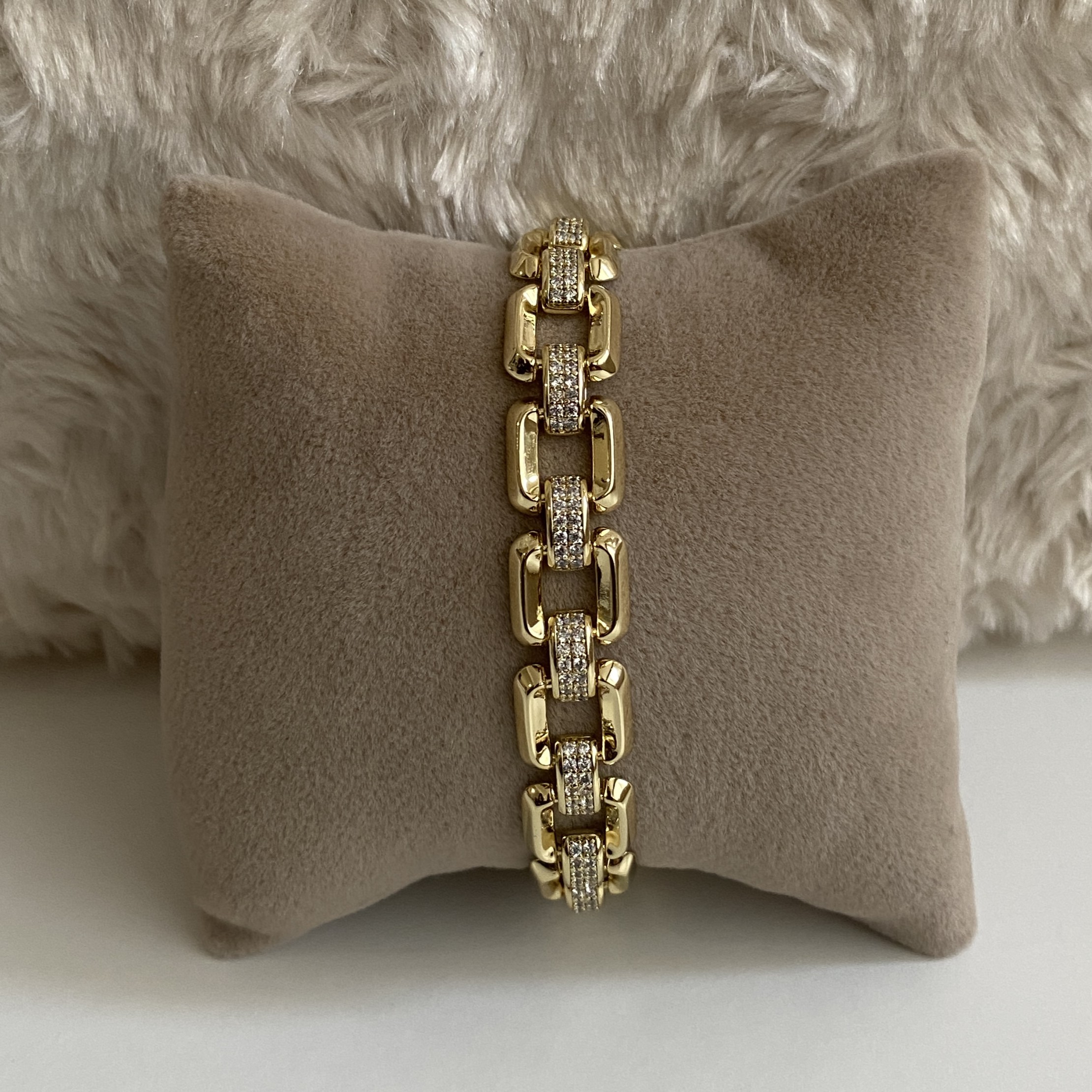 Xuping Gold Rengi Taşlı  Kare Zincir Bileklik