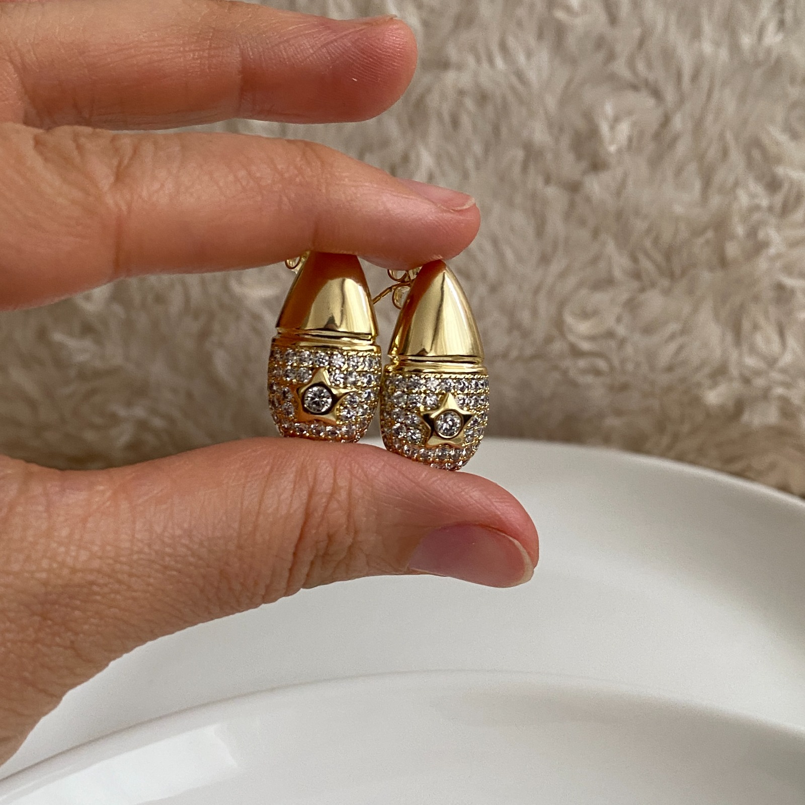 Xuping Gold Rengi Yıldız Detaylı  Damla Küpe