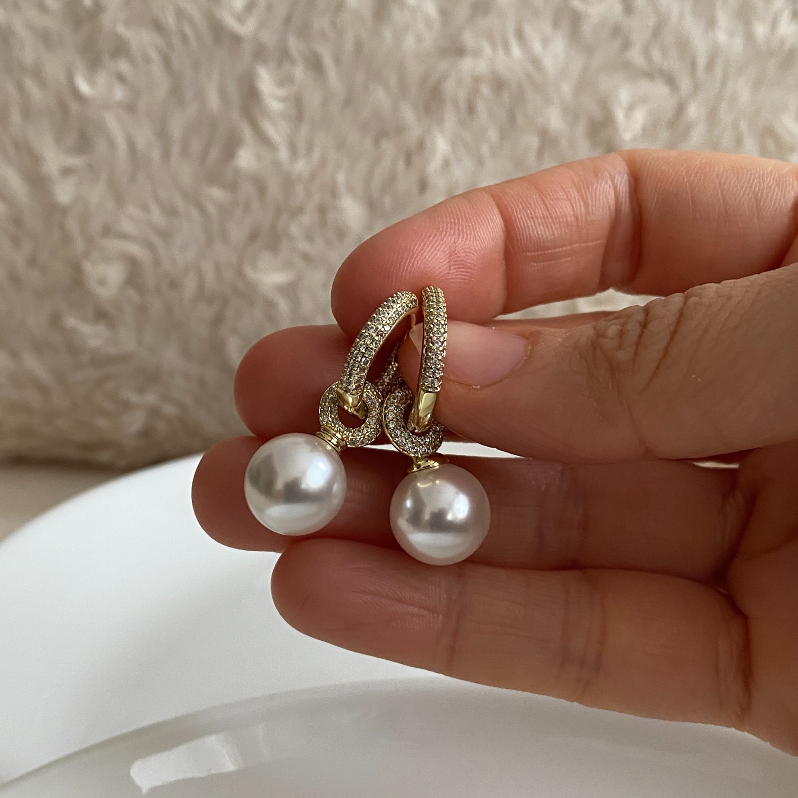 Xuping Taşlı Halkalı İnci Küpe