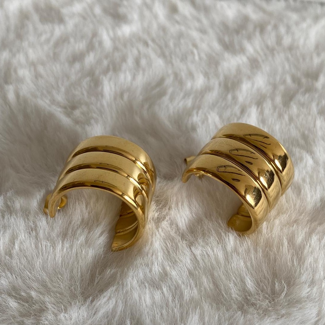 Çelik Gold Rengi Çoklu Halka Küpe