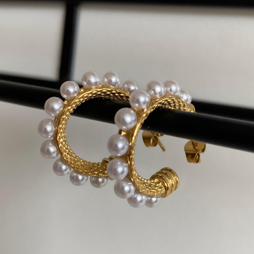 Çelik Gold Rengi İncili Halka Küpe