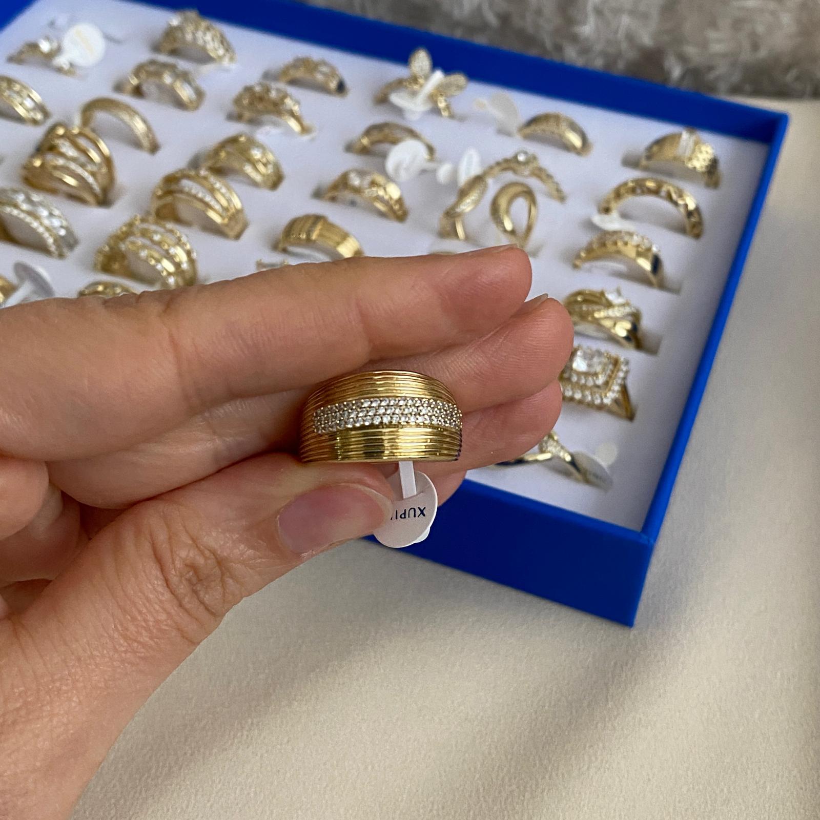 Zuping Ortası Taşlı Kalın Alyans Yüzük