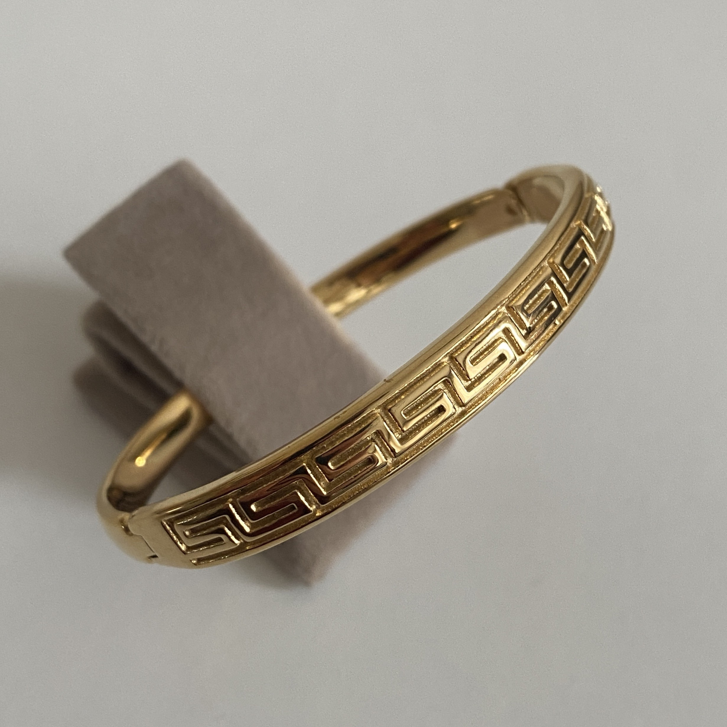 Çelik Gold Rengi Grek Model Kelepçe