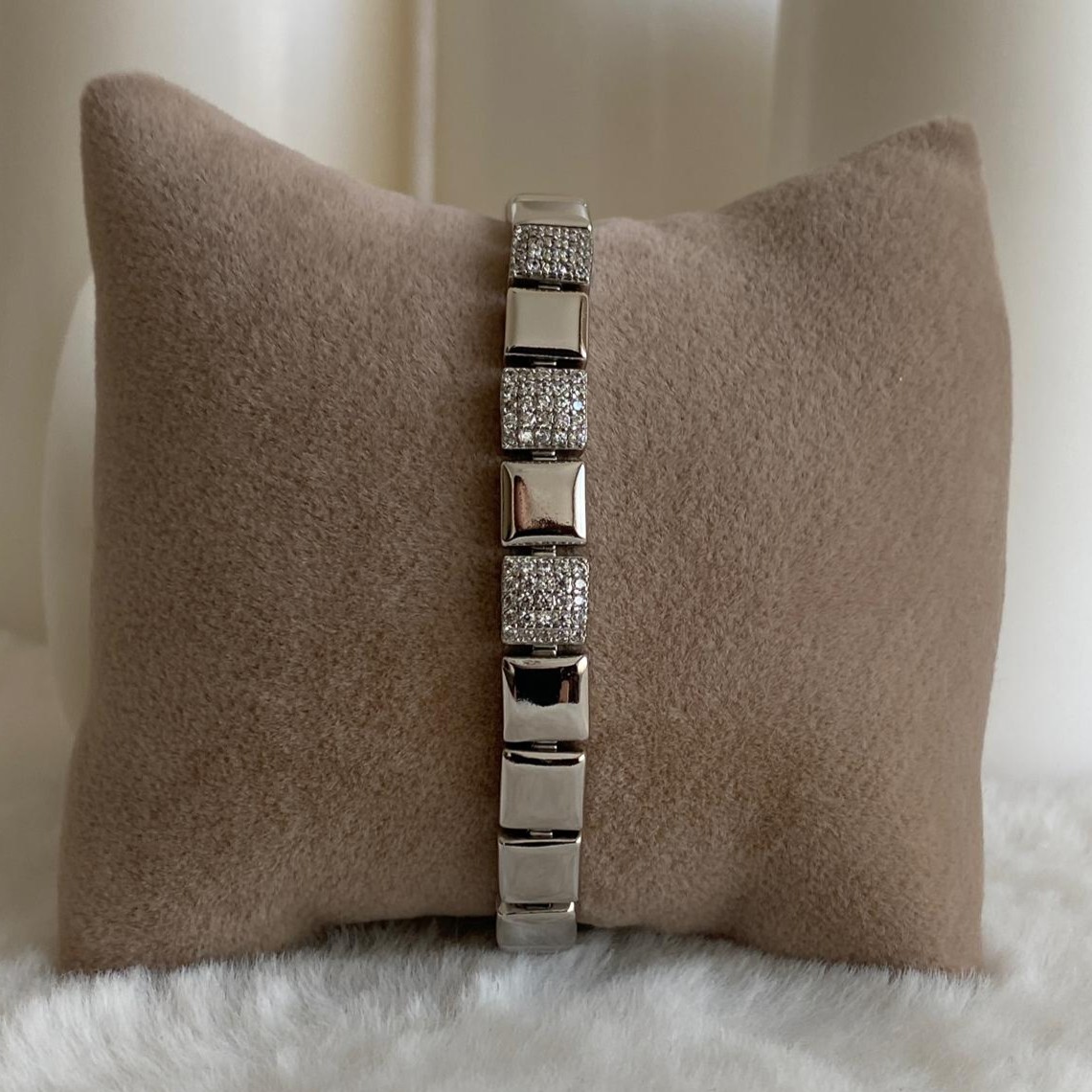 Xuping Silver Rengi Kare Taşlı Bileklik