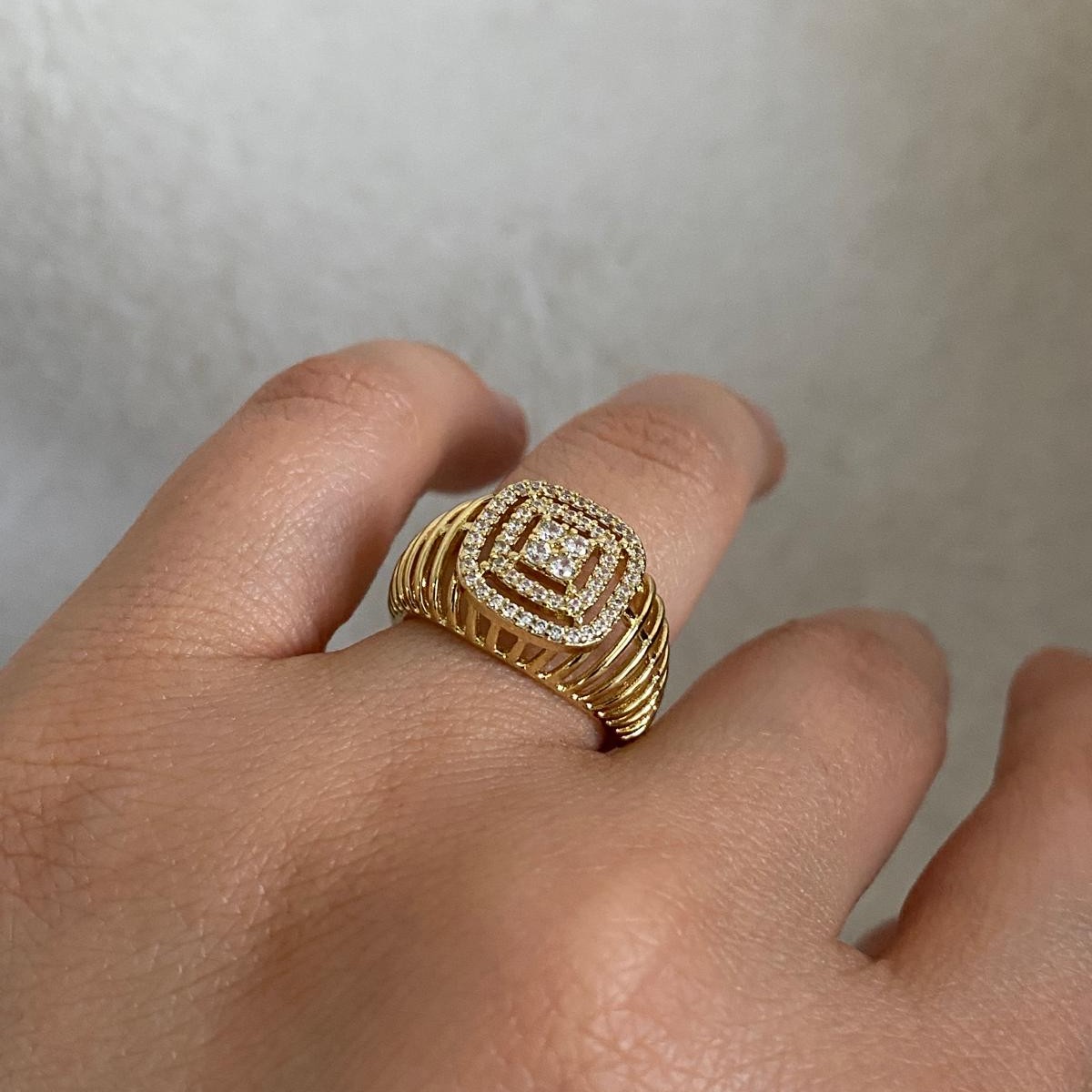 Xuping Gold Rengi Yüzük