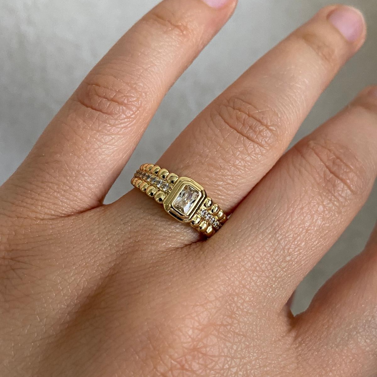 Xuping Gold Rengi Dikdörtgen Taşlı Klasik Yüzük