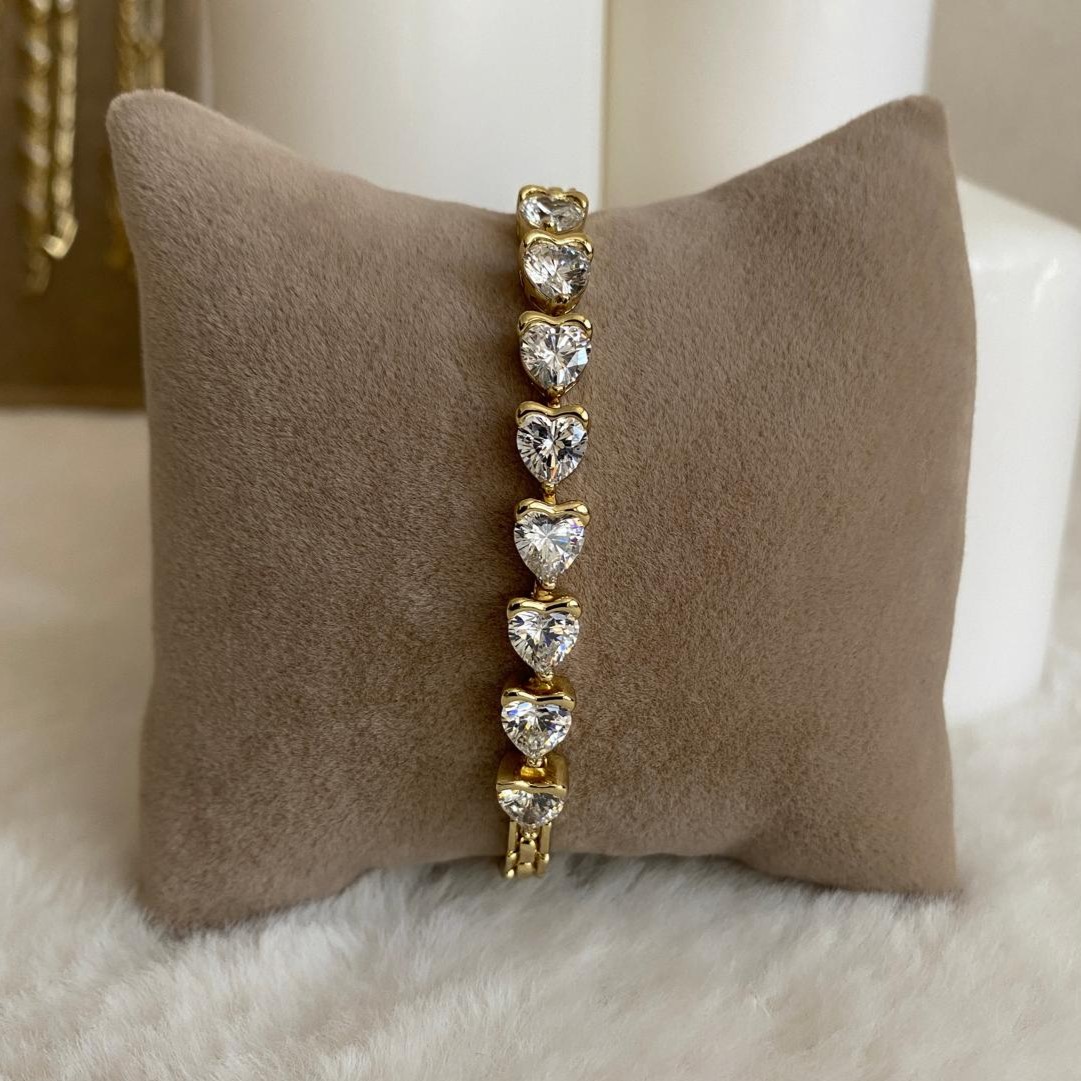 Xuping Gold Rengi Kalpli Baget Taşlı Bileklik