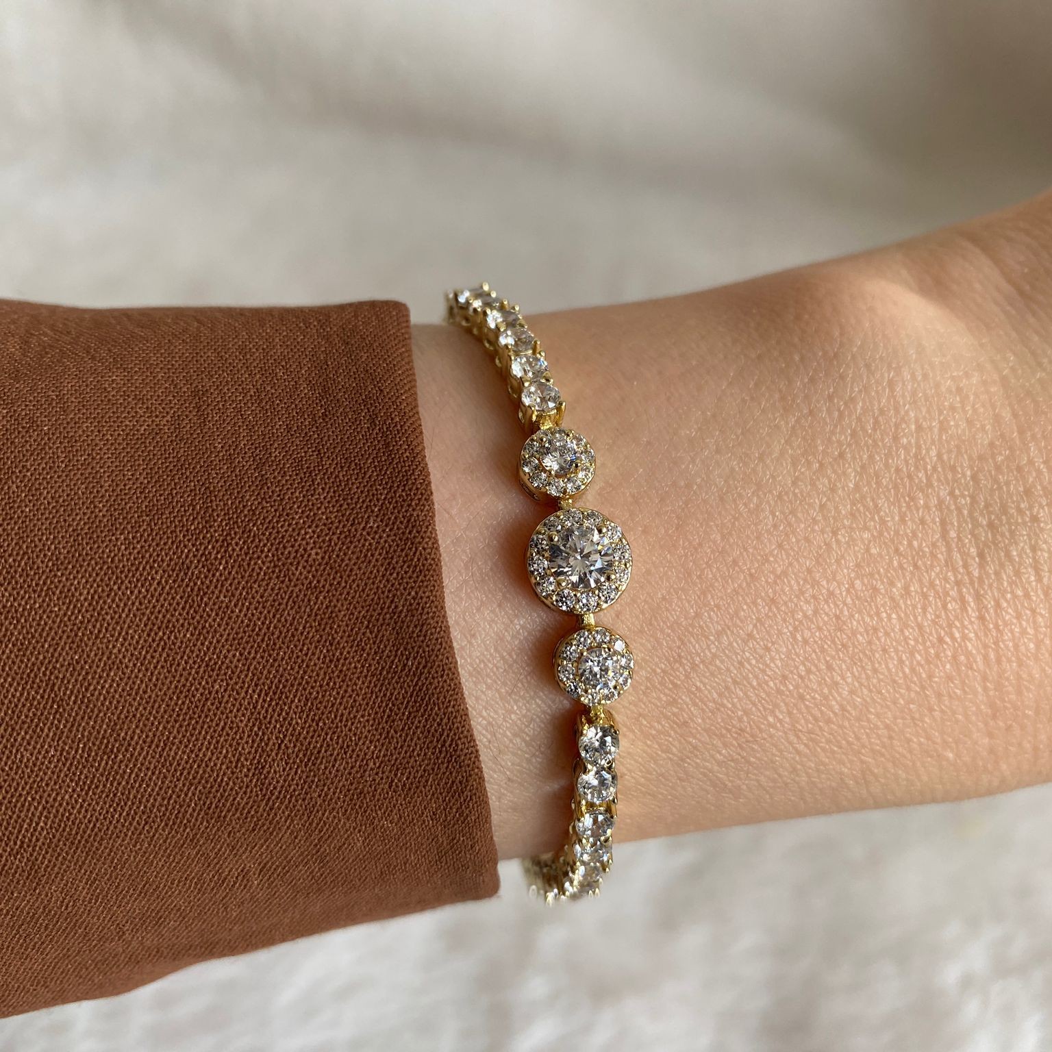 Xuping Gold Rengi Taşlı Bileklik